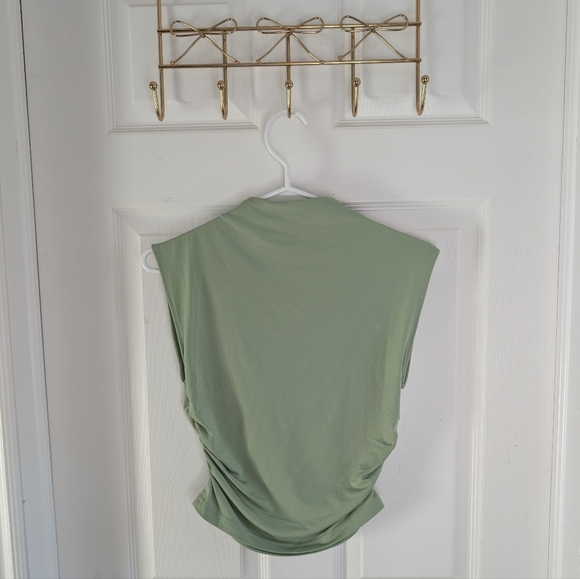 H&M Light Green Muscle Tee - Picture 2 of 4